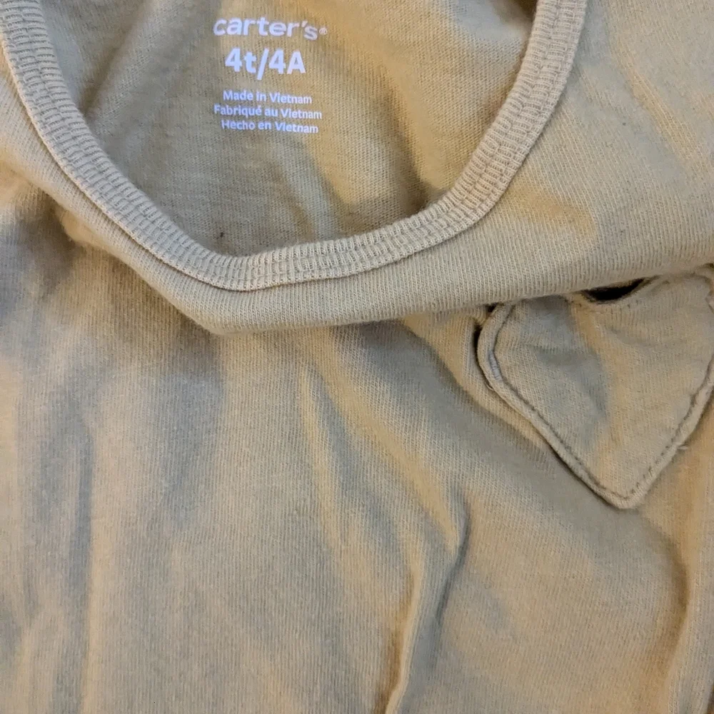 Lot of 4 long sleeve girls tops